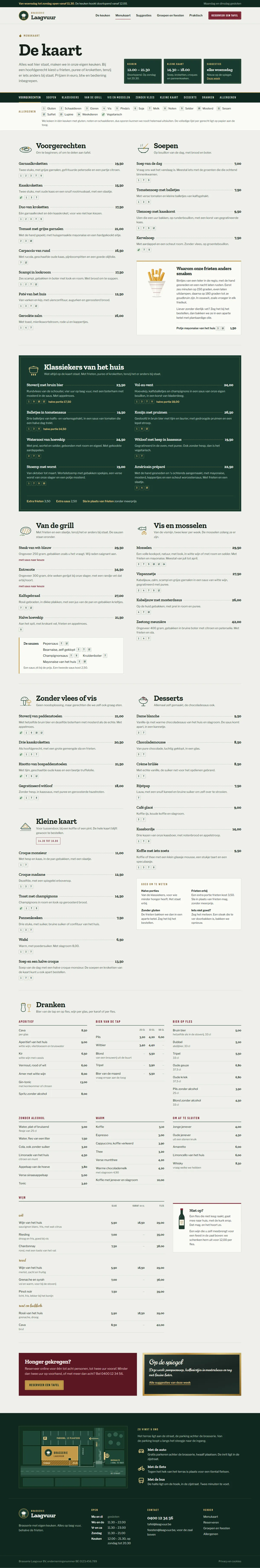 De kaart in de website voor een restaurant, de hele pagina op een groot scherm